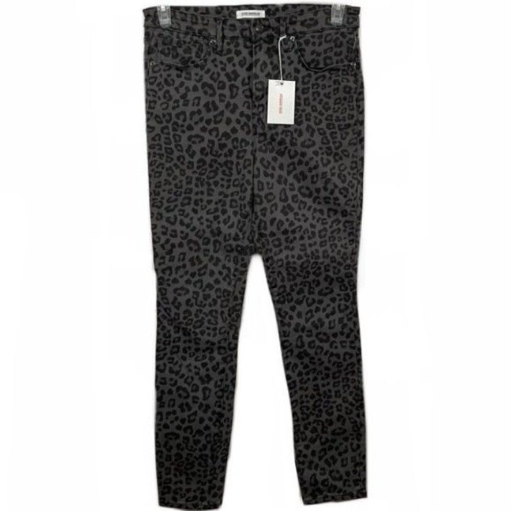NWT Good American Grey Leopard Good Legs Jeans